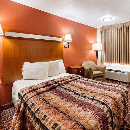 Econo Lodge Jasper Екстериор снимка